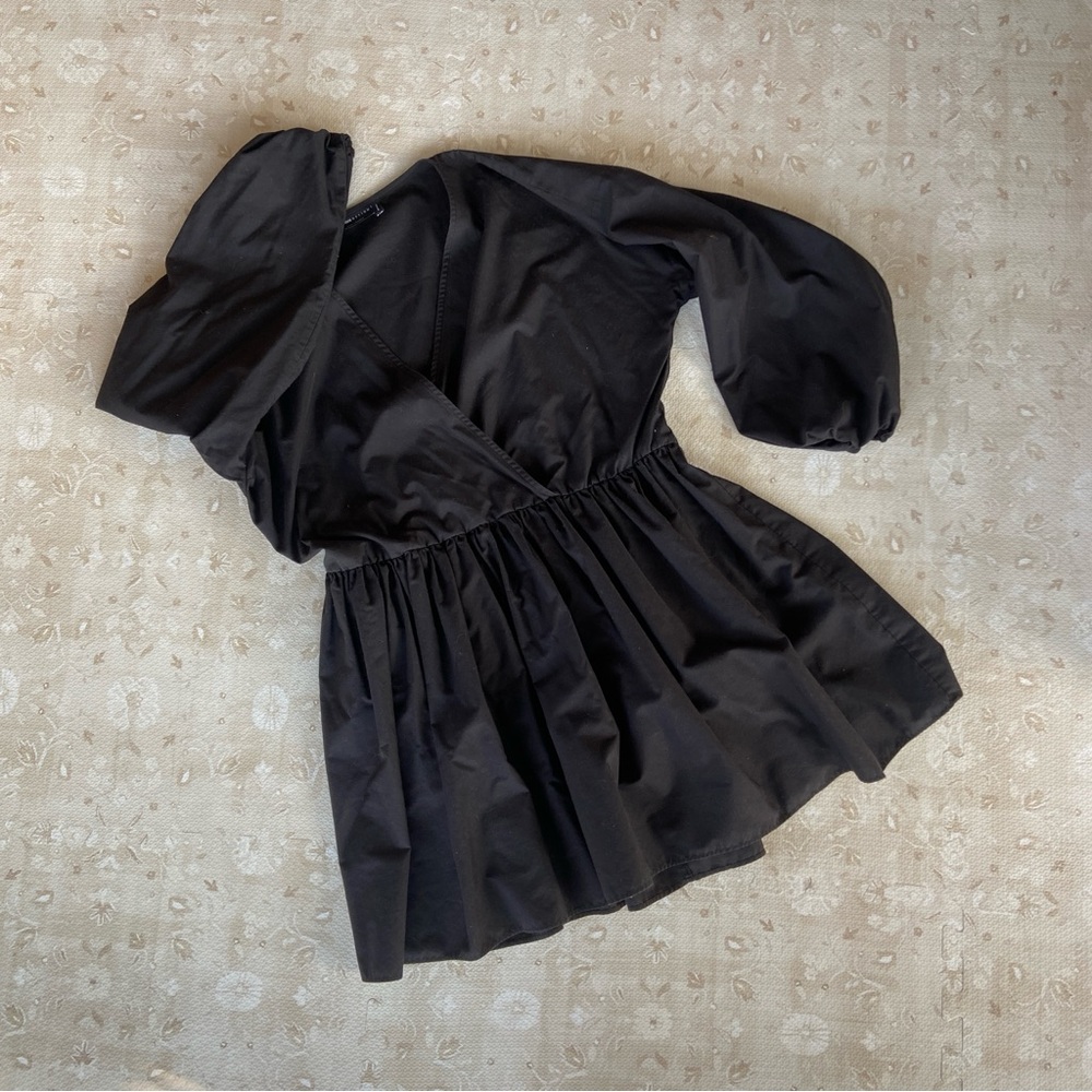 Chic Black Puff Sleeve Mini Dress